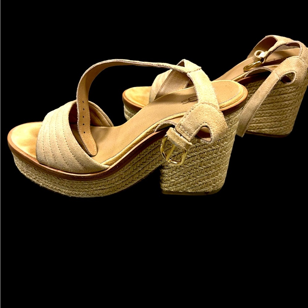 UGG Laynce Heel Platform Sandals